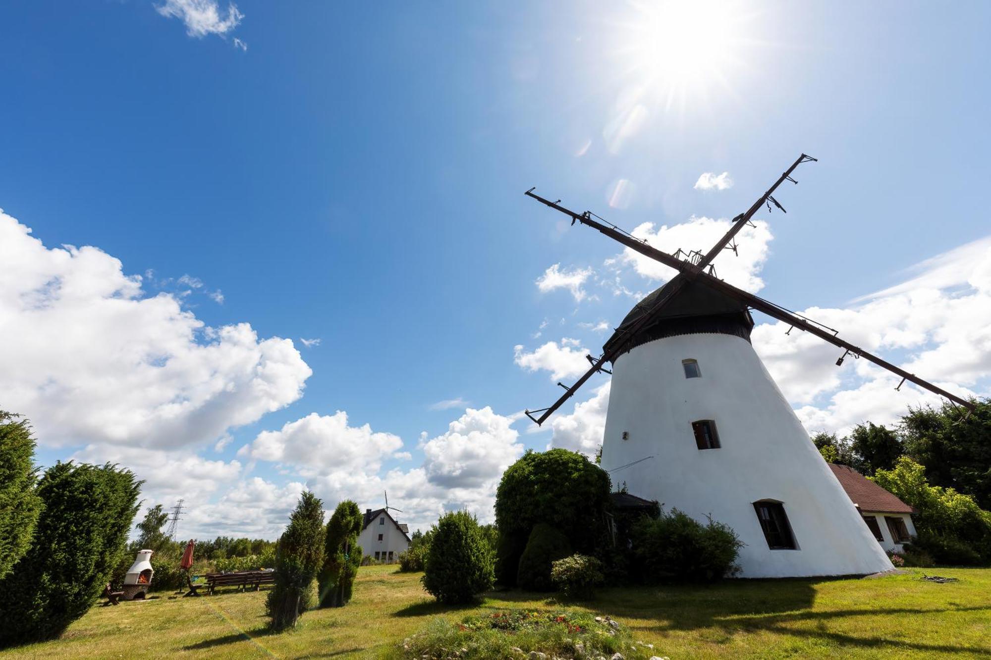 Windmill Vacation Home In Ledzin Near Baltic Sea 니에초르체 객실 사진