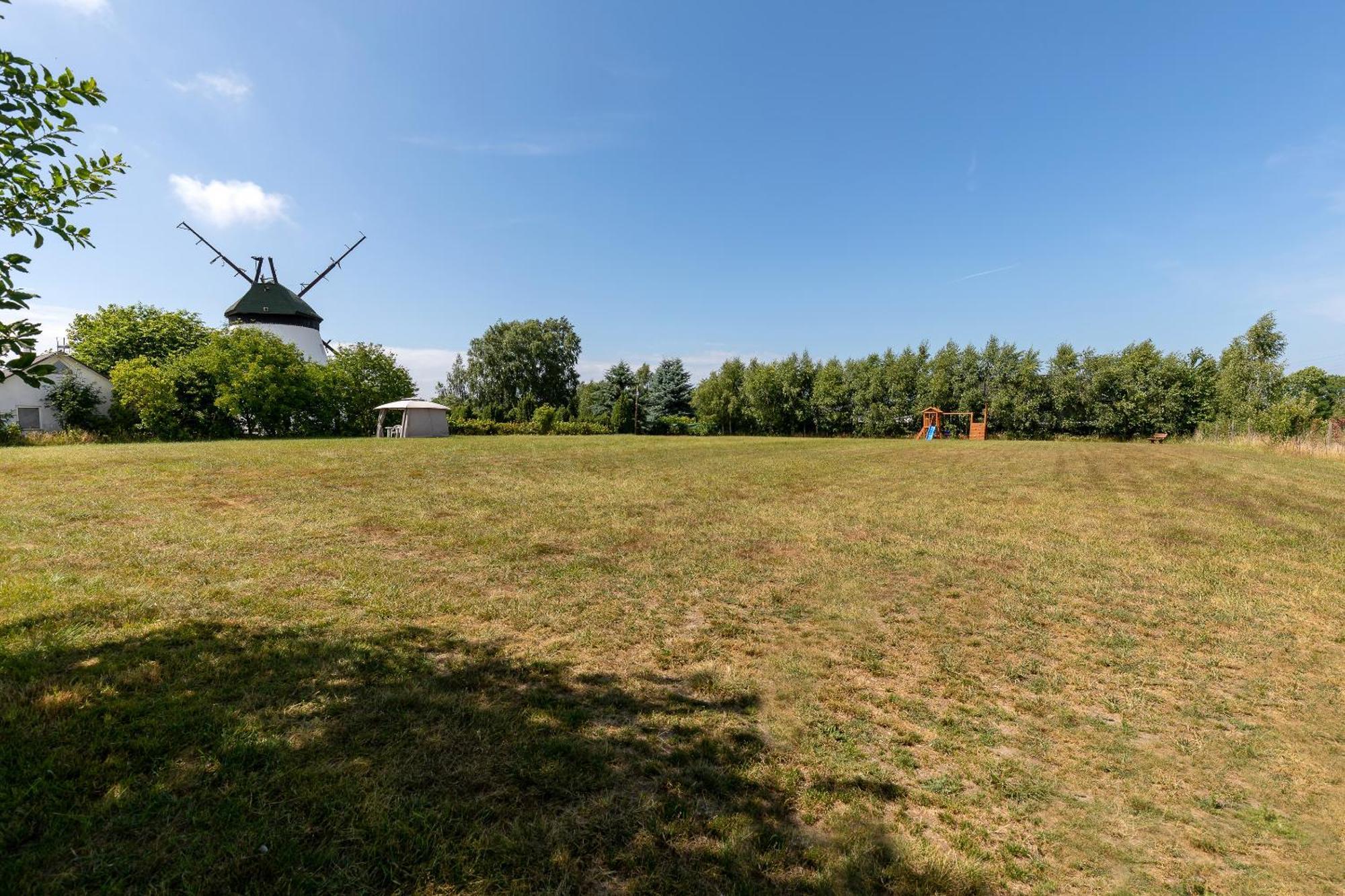 Windmill Vacation Home In Ledzin Near Baltic Sea 니에초르체 객실 사진
